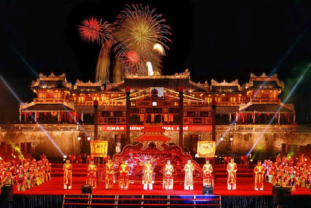 august-comes-to-hue-court-music-in-the-ancient-capital