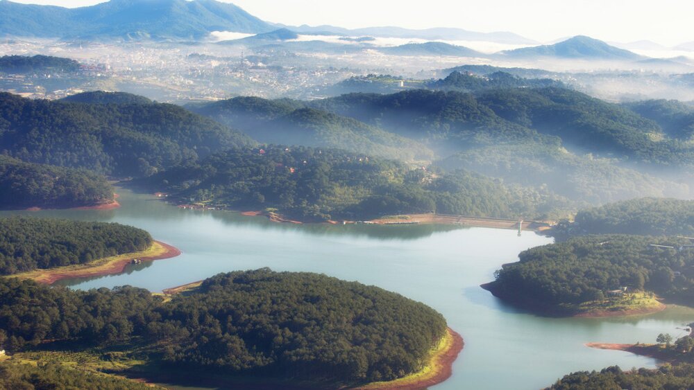 tuyen-lam-lake-on-the-path-to-becoming-vietnams-premier-unesco-pacific-tourist-destination