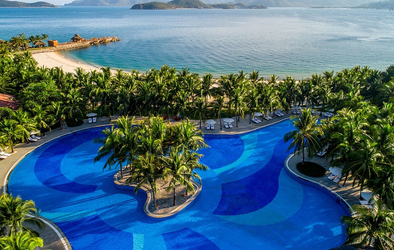 5-cach-san-duoc-cac-khu-nghi-duong-sang-trong-tai-phu-quoc-voi-gia-hoi