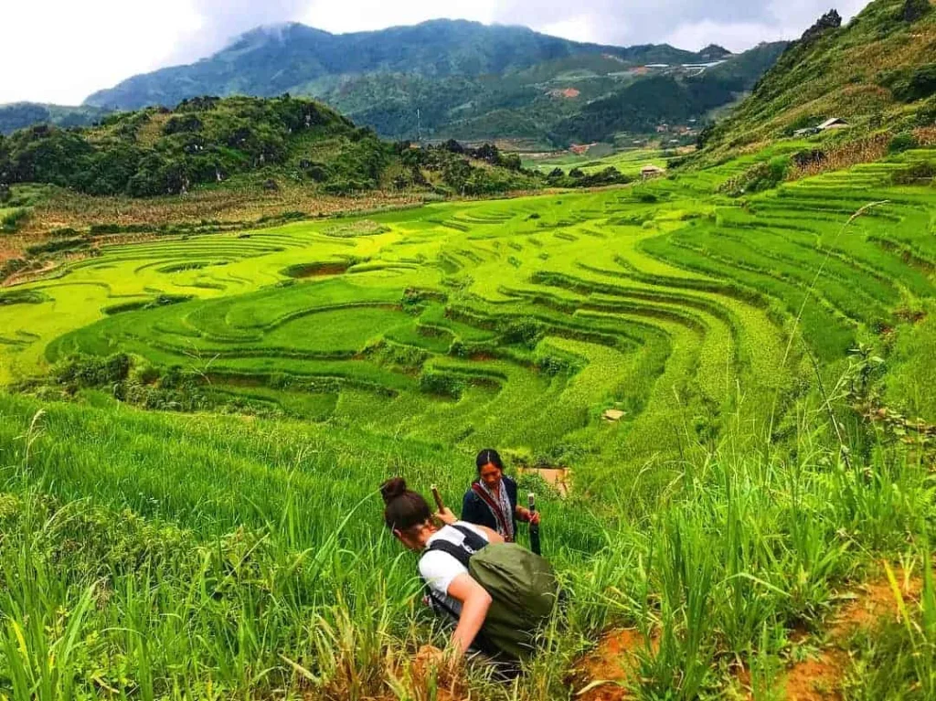 chinh-phuc-ruong-bac-thang-va-gap-go-nguoi-dan-toc-o-sapa