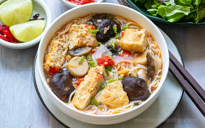 bun-bo-hue-chay-huong-vi-thom-ngon-cho-nguoi-an-chay